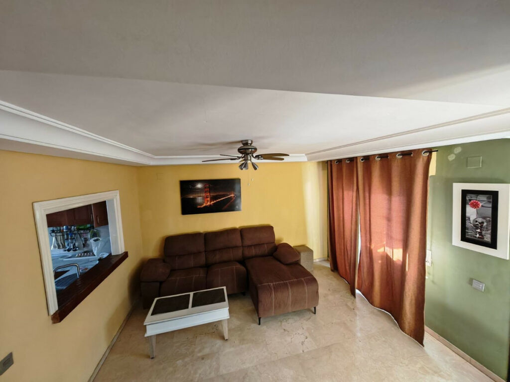 Semi-Detached House Estepona Málaga - image 14