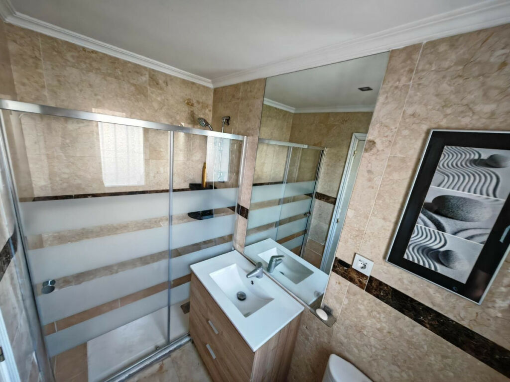 Semi-Detached House Estepona Málaga - image 15