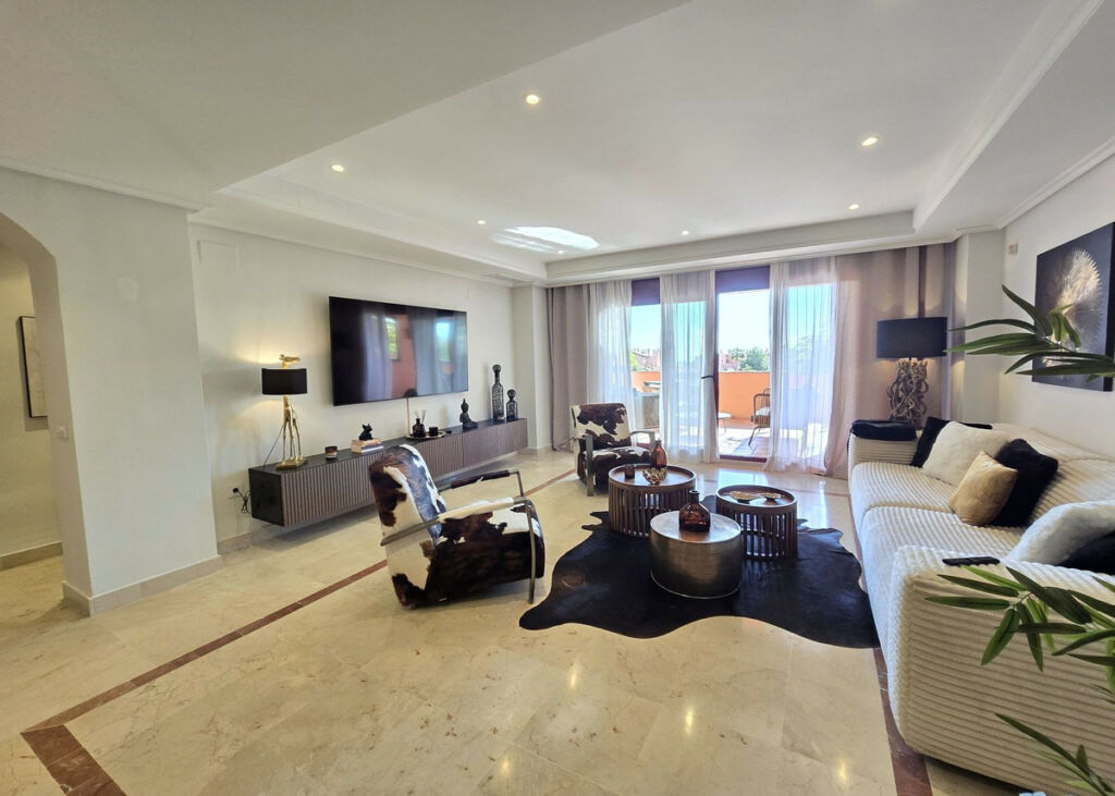 Ground Floor Apartment La Mairena Málaga - image 16