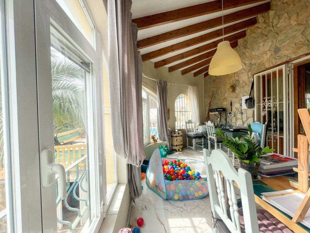 Detached Villa Montemar Alicante - image 15
