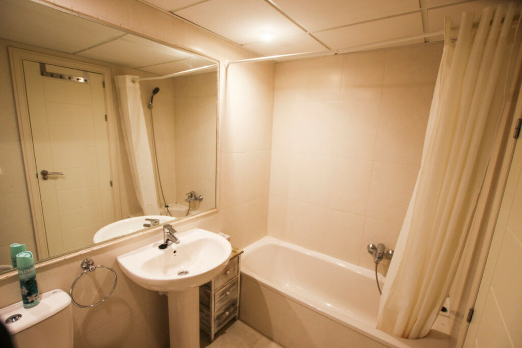 Middle Floor Apartment Calpe Alicante - image 14