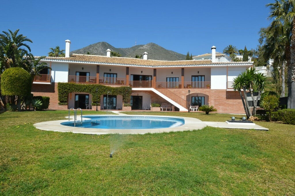 Detached Villa Benalmadena Málaga - image 15