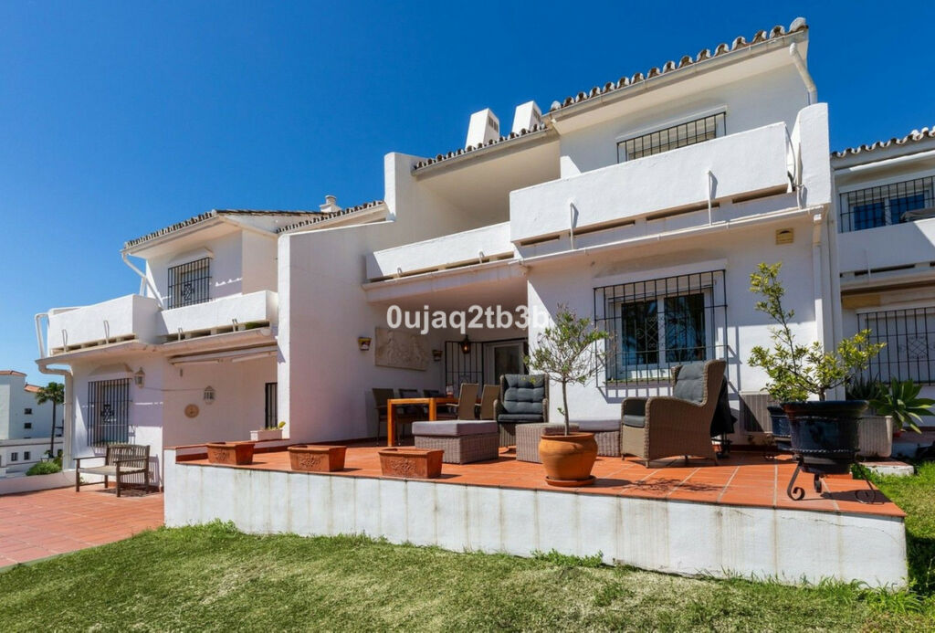 Duplex Nueva Andalucía Málaga - image 15