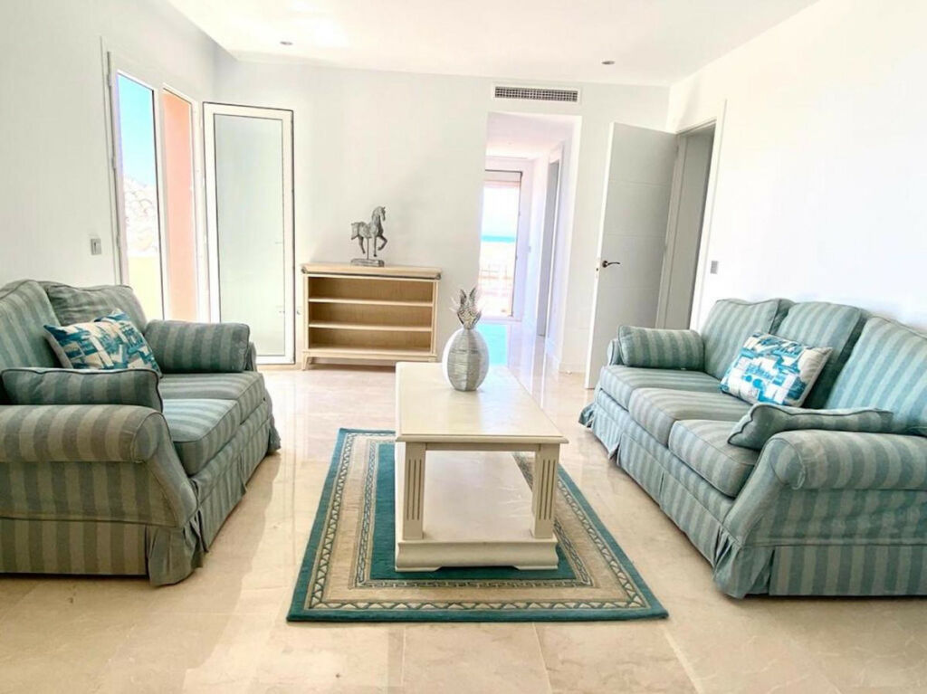 Detached Villa Calahonda Málaga - image 15