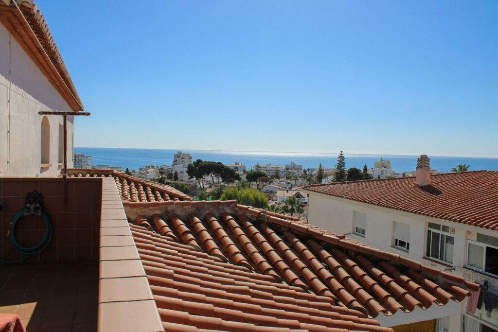 Penthouse Nerja Málaga - image 15