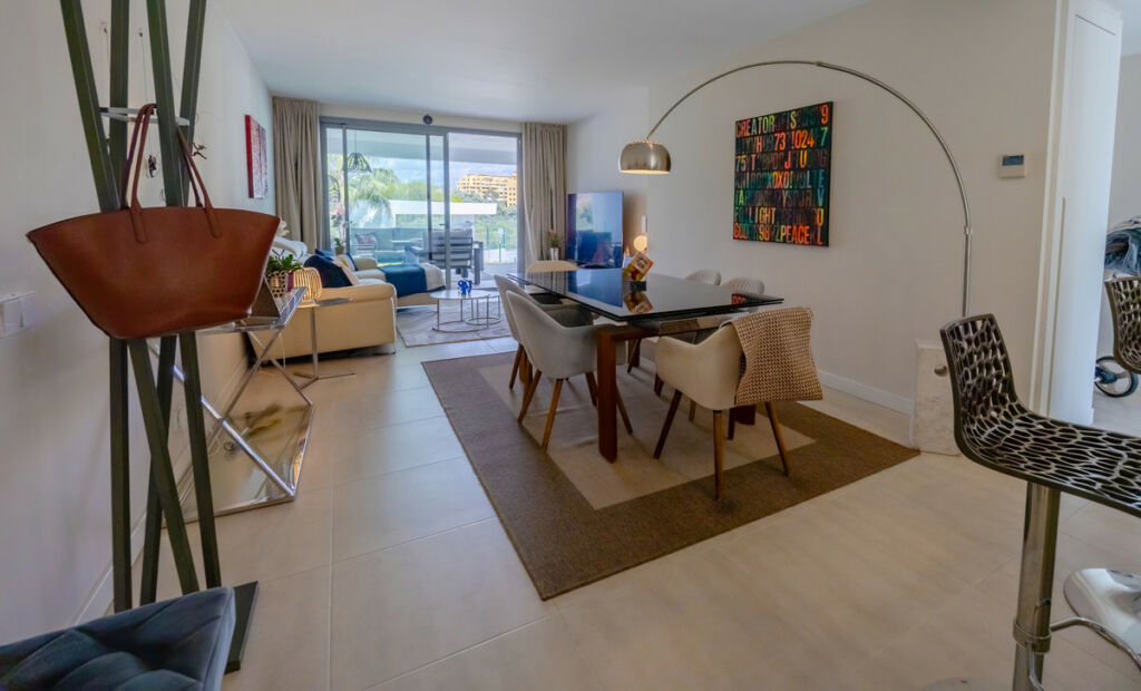 Middle Floor Apartment Estepona Málaga - image 14