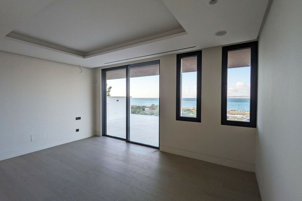 Middle Floor Apartment Estepona Málaga - image 15