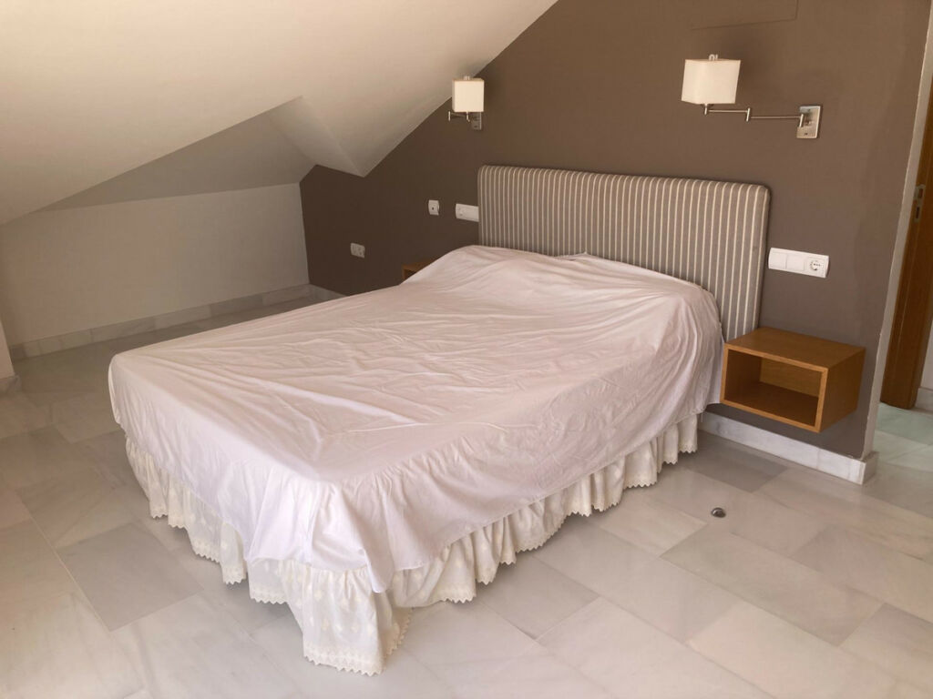 Townhouse Estepona Málaga - image 15
