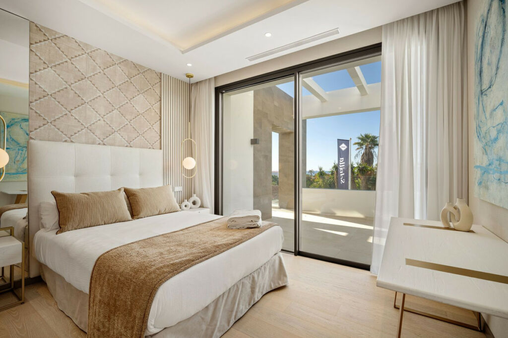 Detached Villa Marbesa Málaga - image 22