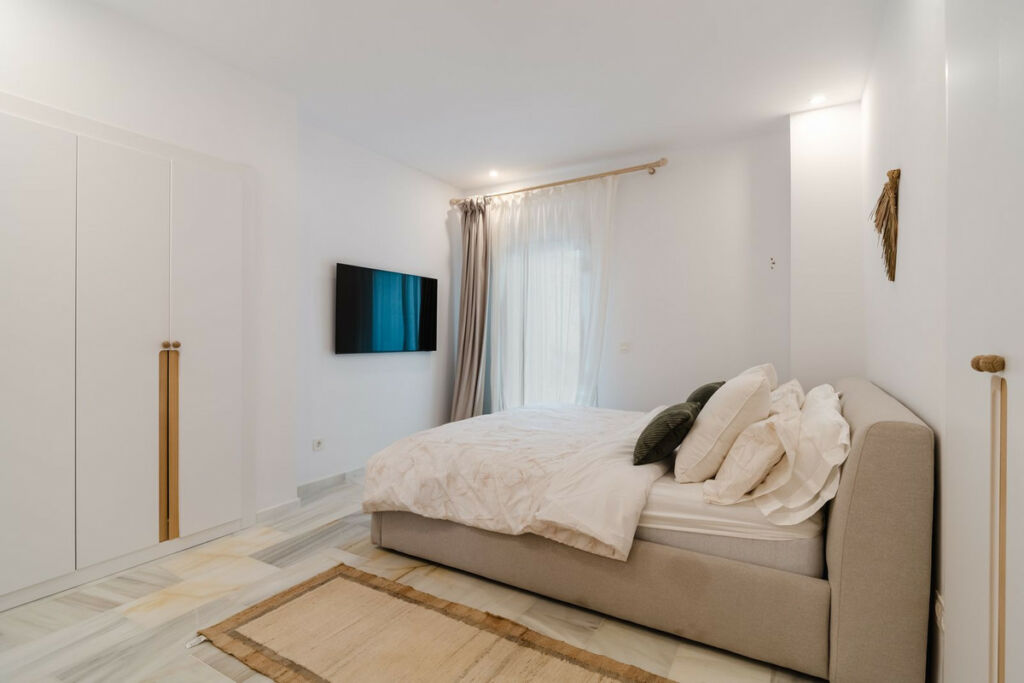 Top Floor Apartment Marbella Málaga - image 15