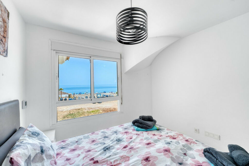 Penthouse Duplex Manilva Málaga - image 16