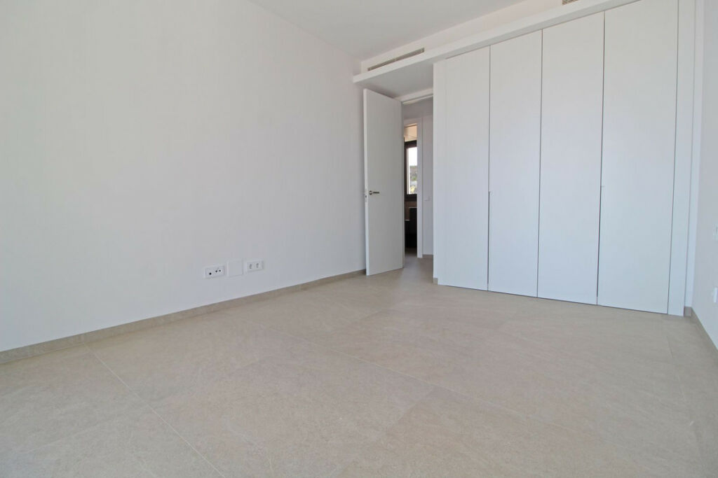 Middle Floor Apartment La Quinta Málaga - image 16