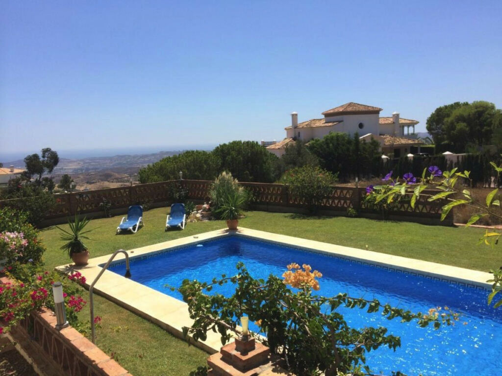 Detached Villa Mijas Málaga - image 16