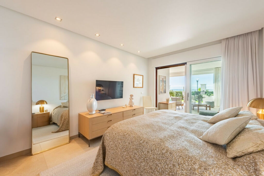 Ground Floor Apartment Estepona Málaga - image 16