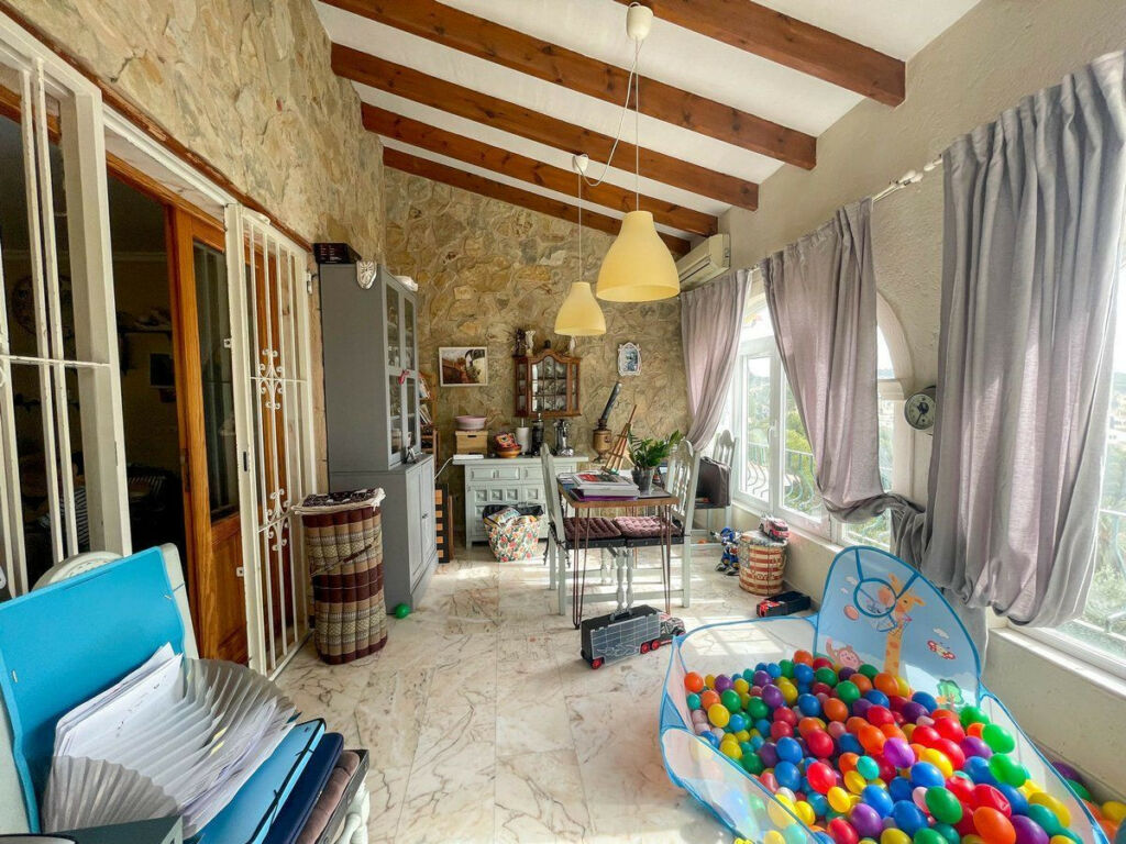Detached Villa Montemar Alicante - image 16