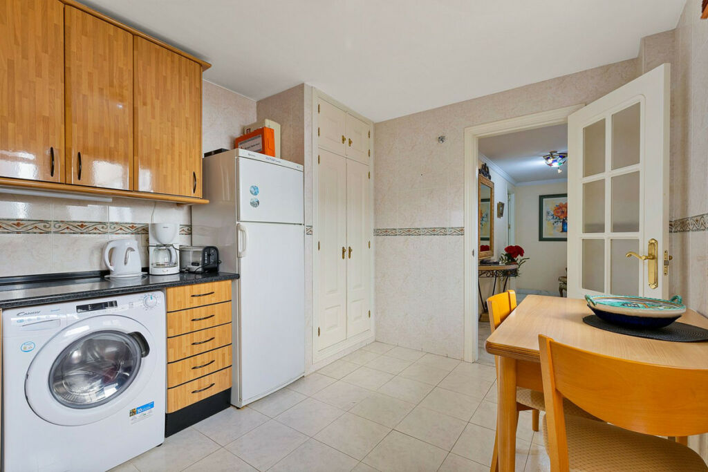 Penthouse Fuengirola Málaga - image 16