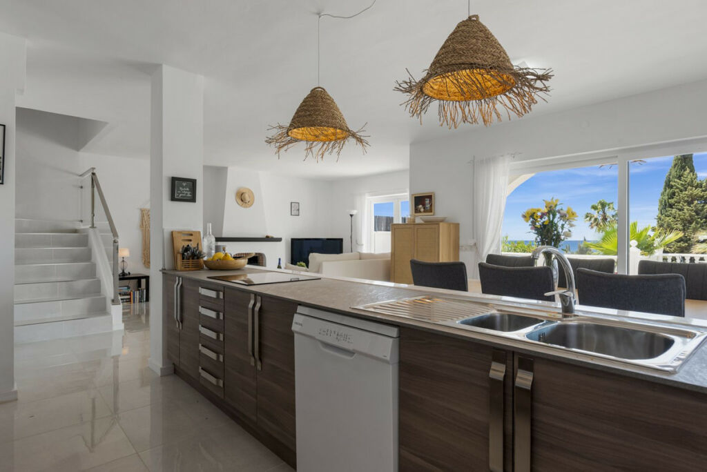 Semi-Detached House El Chaparral Málaga - image 16