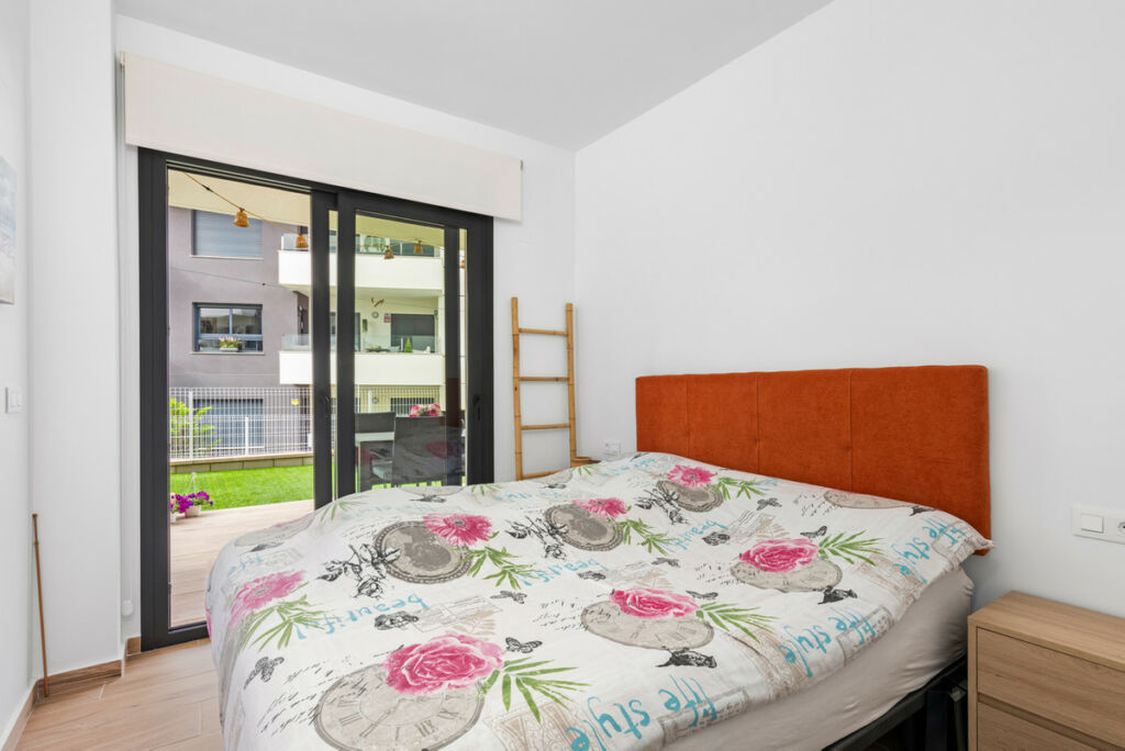 Ground Floor Apartment Villamartin Alicante - image 16