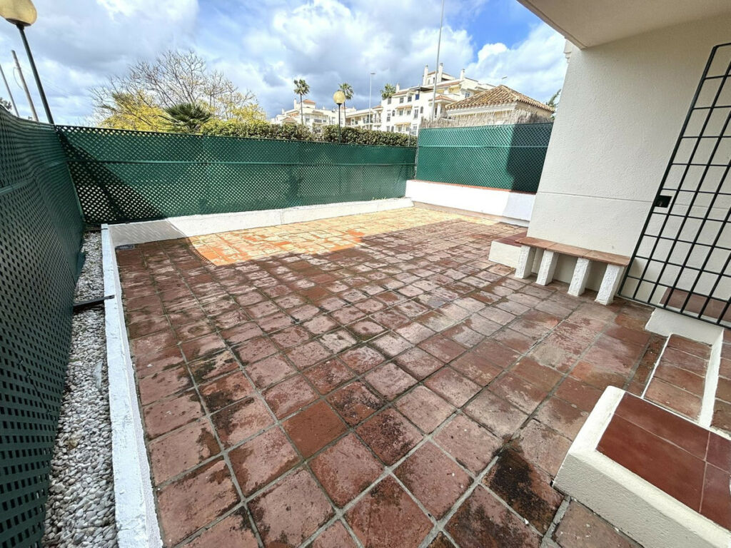 Ground Floor Apartment Puerto Banús Málaga - image 16
