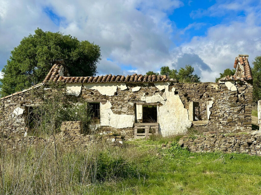 Land with Ruin La Cala Málaga - image 8