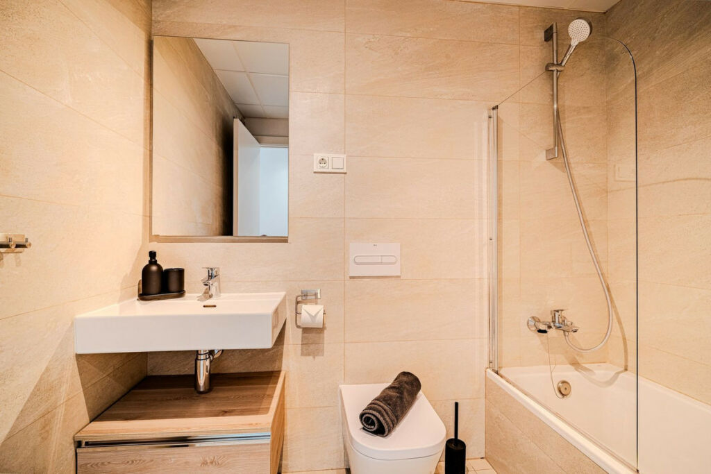 Penthouse Estepona Málaga - image 16