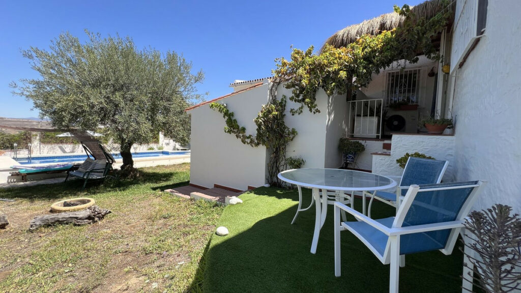 Detached Villa Alhaurín el Grande Málaga - image 15