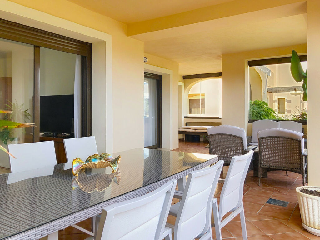 Middle Floor Apartment Estepona Málaga - image 16