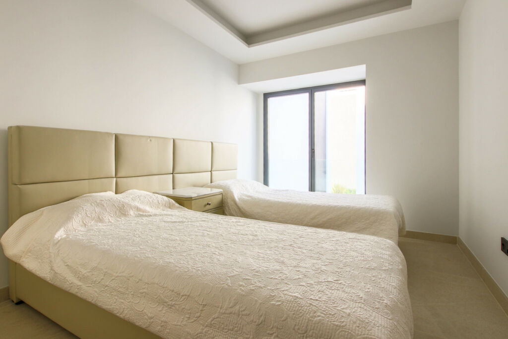 Townhouse Estepona Málaga - image 16