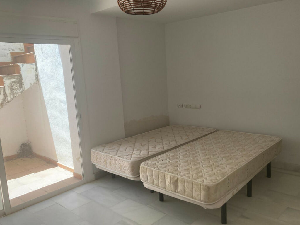 Townhouse Estepona Málaga - image 16