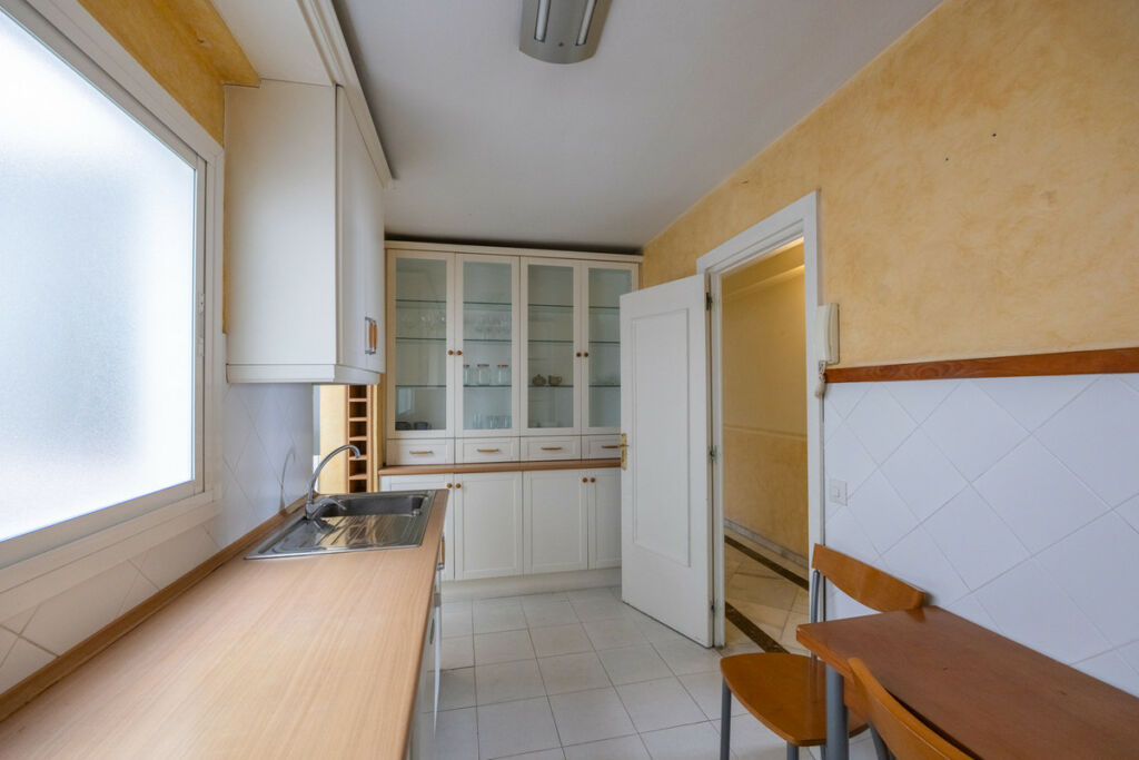 Middle Floor Apartment Marbella Málaga - image 16