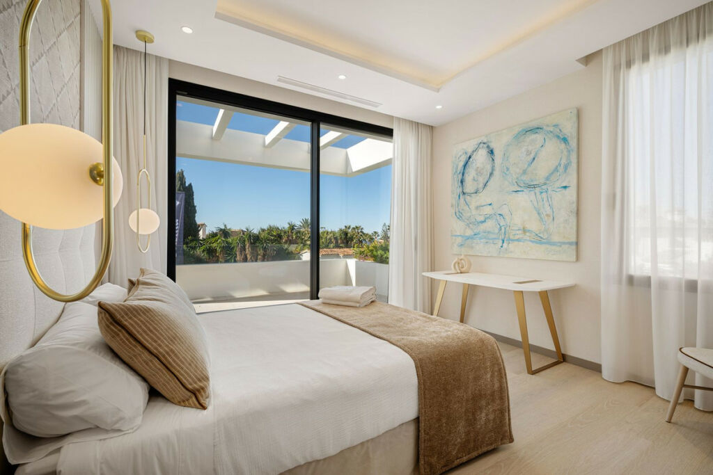 Detached Villa Marbesa Málaga - image 23