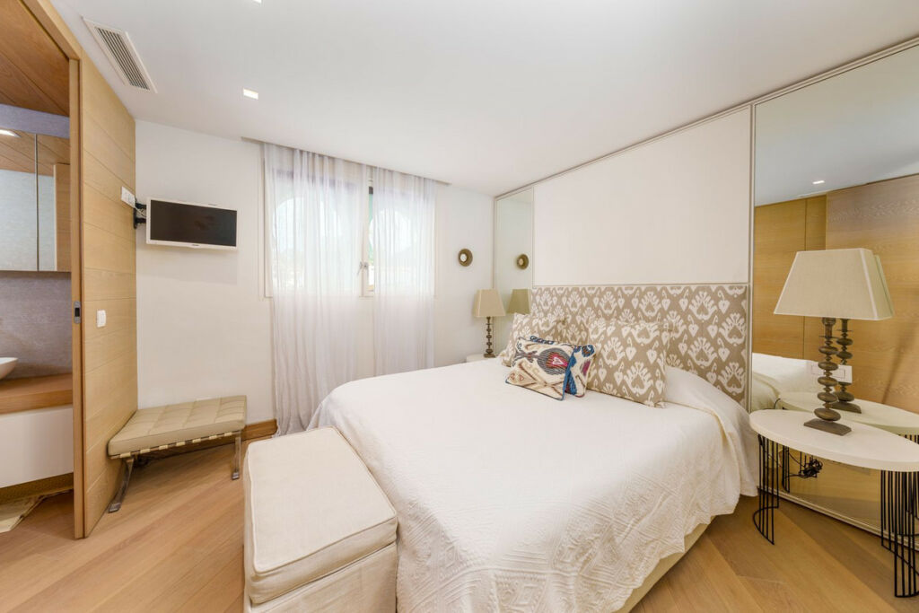Penthouse The Golden Mile Málaga - image 16