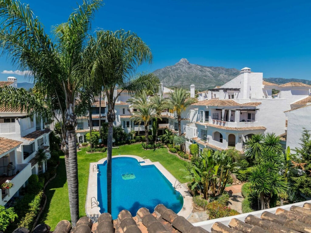 Penthouse Nueva Andalucía Málaga - image 16