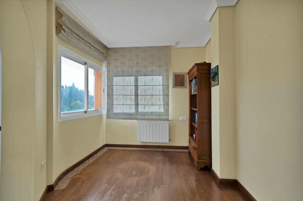 Detached Villa Hacienda Las Chapas Málaga - image 16