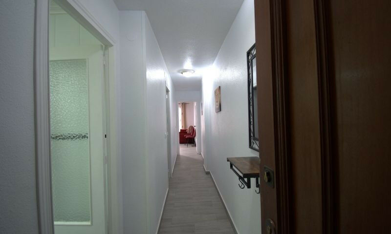 Middle Floor Apartment Torrevieja Alicante - image 16