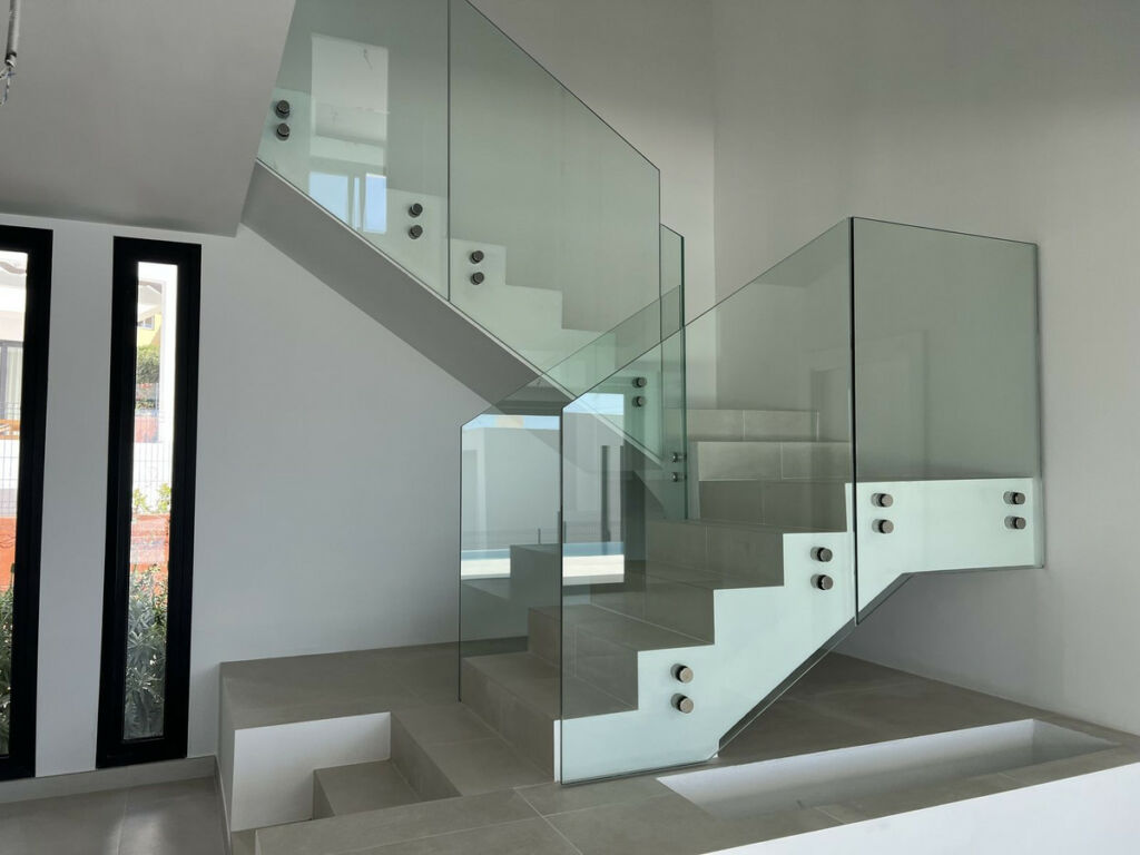Detached Villa Fuengirola Málaga - image 13