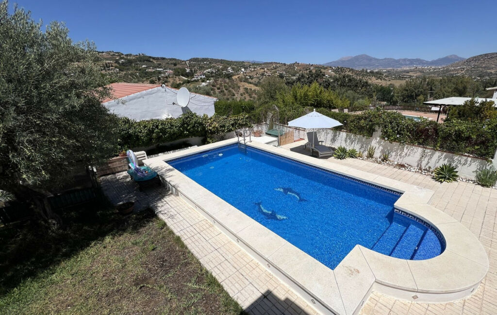 Detached Villa Alhaurín el Grande Málaga - image 16
