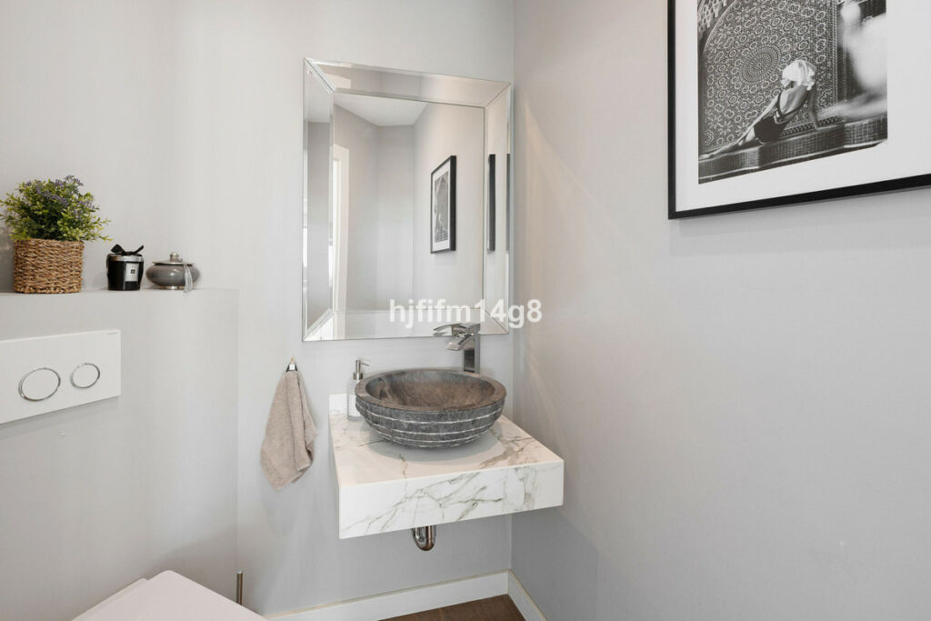 Penthouse Duplex Nueva Andalucía Málaga - image 17