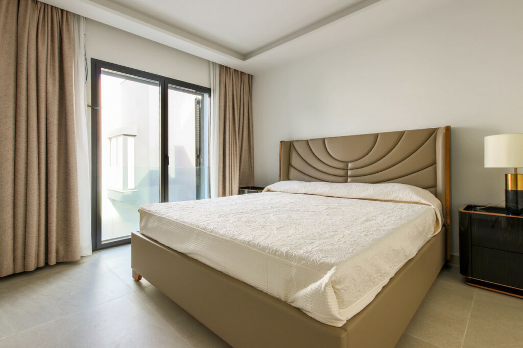 Townhouse Estepona Málaga - image 17