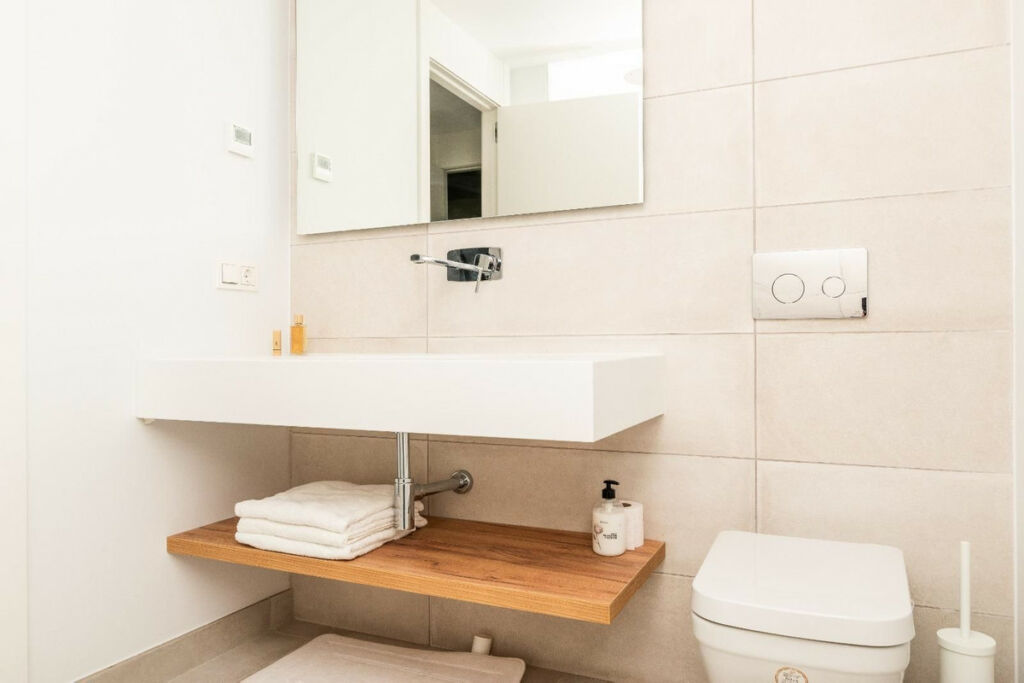 Duplex Artola Málaga - image 17