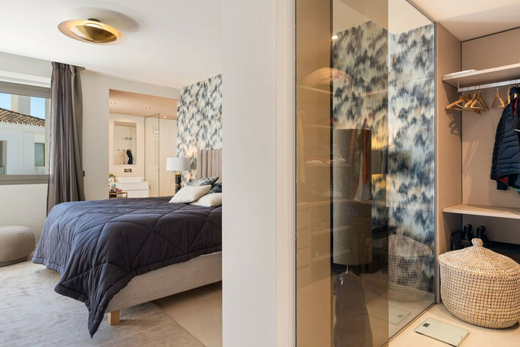 Penthouse Nueva Andalucía Málaga - image 17