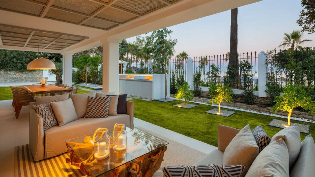 Detached Villa The Golden Mile Málaga - image 17