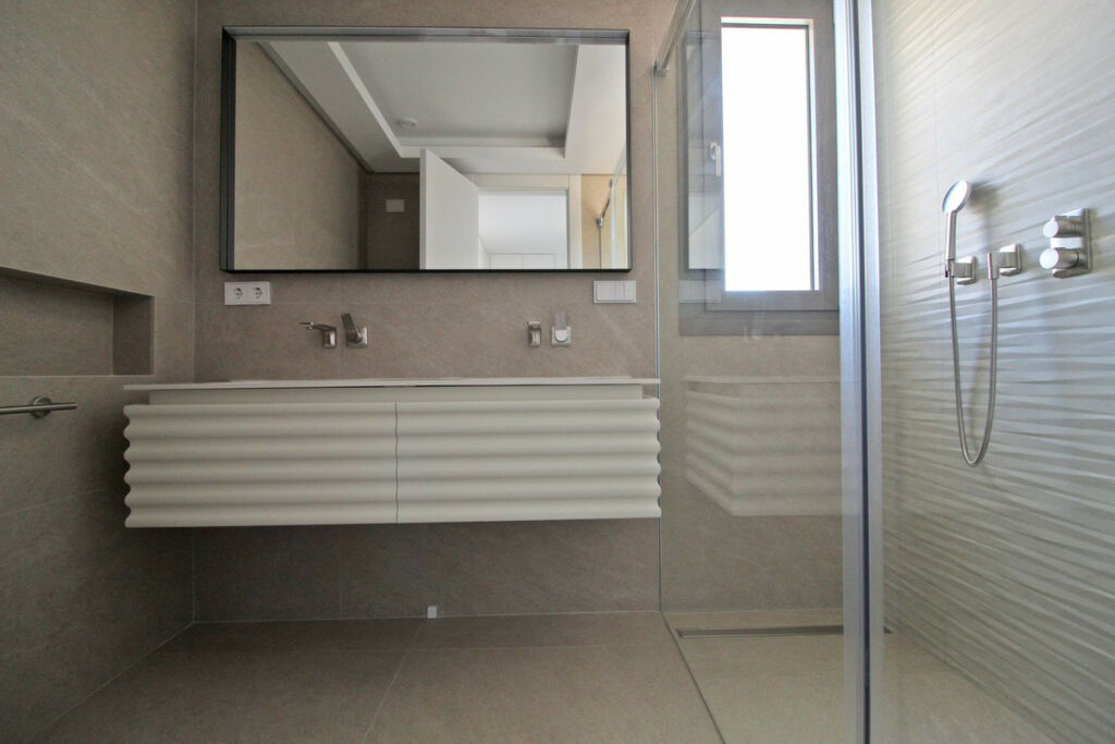 Middle Floor Apartment La Quinta Málaga - image 17