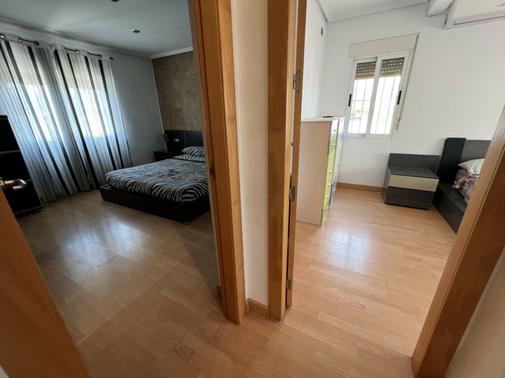 Semi-Detached House Torrevieja Alicante - image 17