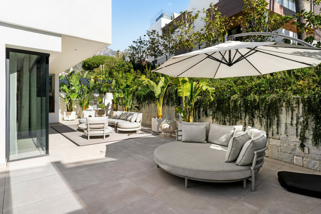 Semi-Detached House Sierra Blanca Málaga - image 17