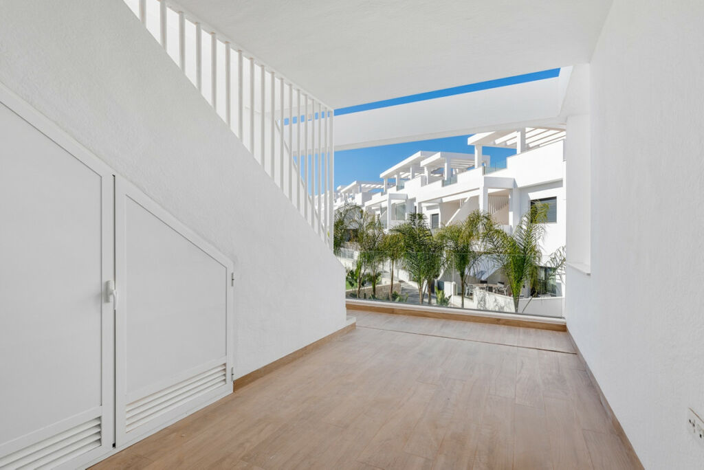 Penthouse Los Balcones Alicante - image 17