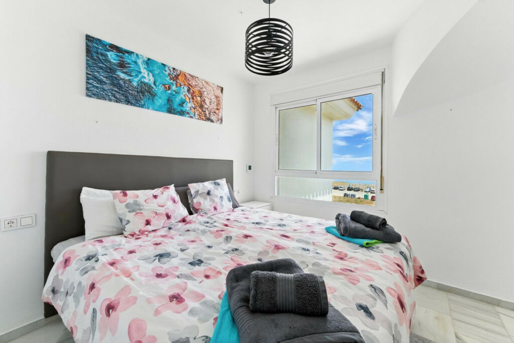 Penthouse Duplex Manilva Málaga - image 17