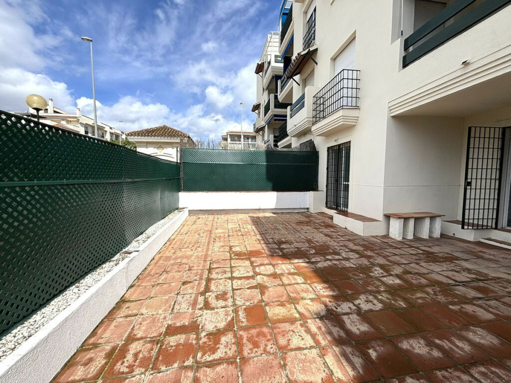 Ground Floor Apartment Puerto Banús Málaga - image 17