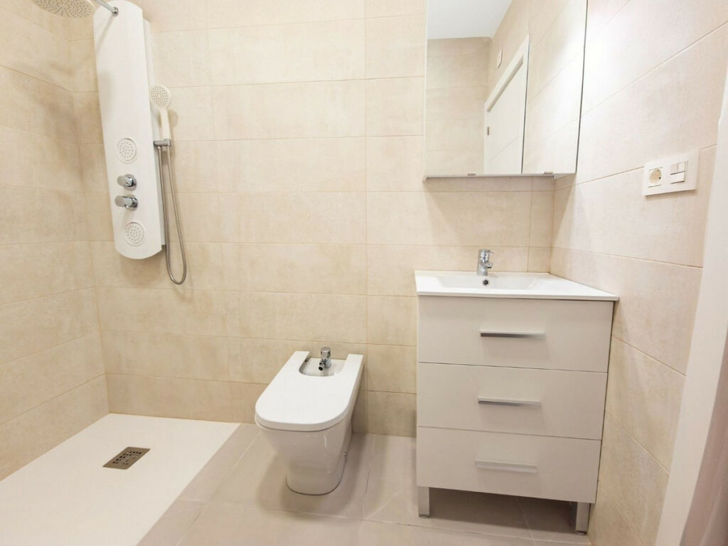 Ground Floor Apartment Torrevieja Alicante - image 17