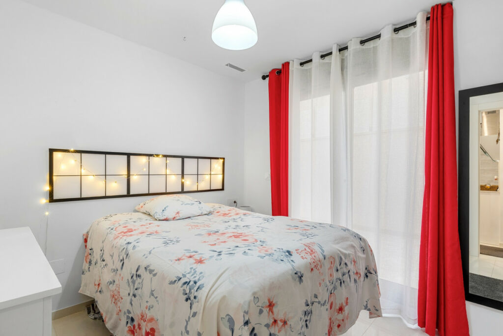 Detached Villa Villamartin Alicante - image 16